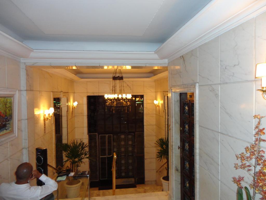 Av. Atlantica - Copacabana Apartamento *